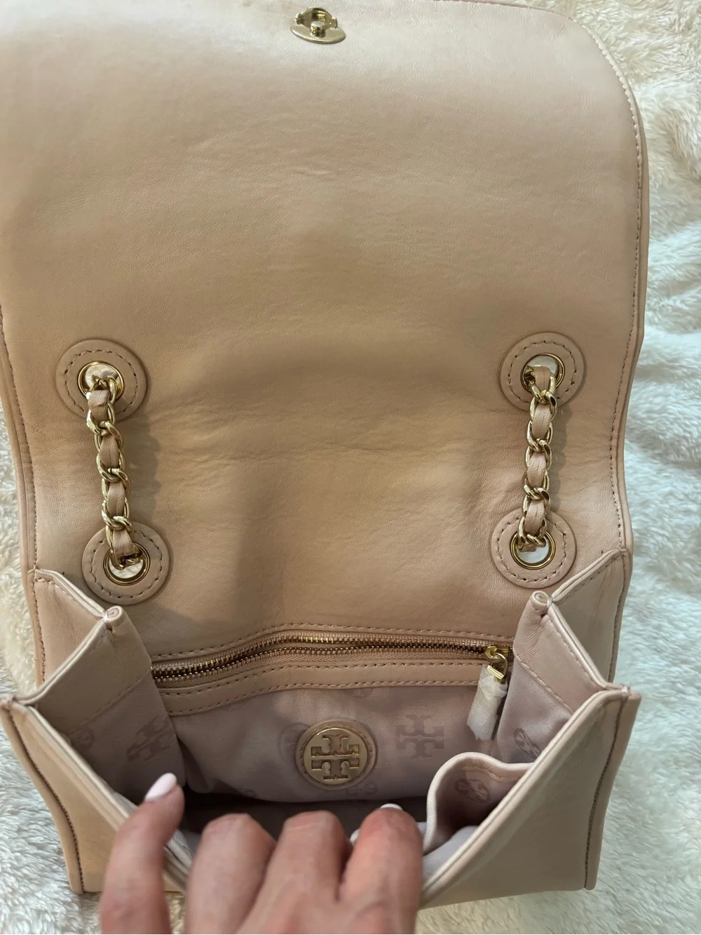 Tory Burch Quilted Shoulder Bag in Blush